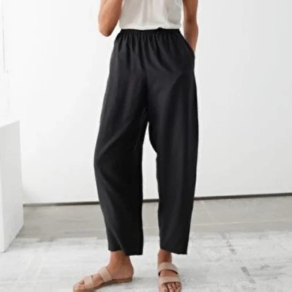 & Other Stories Silk Tapered Elastic Waist Relaxed Pull-On Trouser Pants Black 0 - Picture 1 of 11